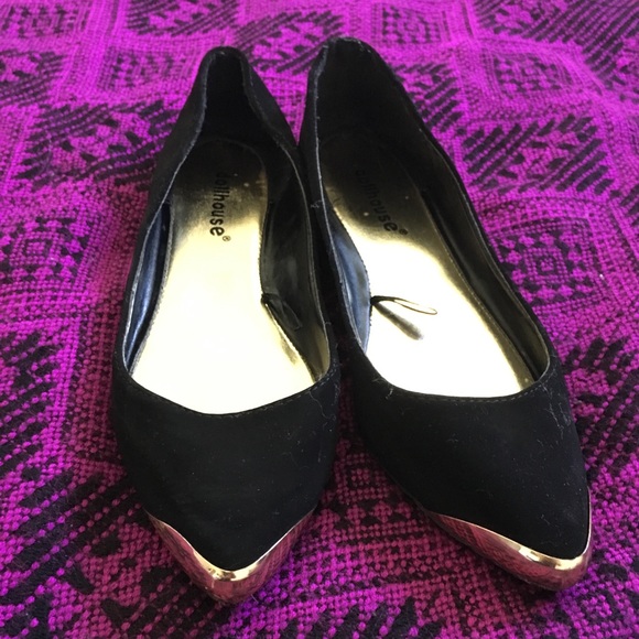 Flats - Picture 2 of 2